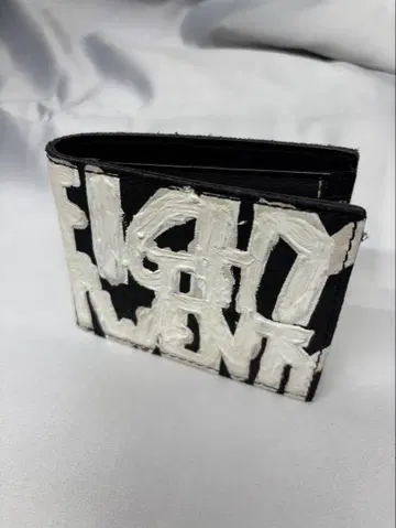 미사용 레어 TOUGH 접이식 지갑 리얼 가죽 천연 가죽