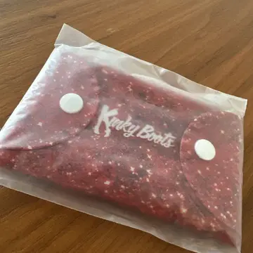 Kinky Boots 글리터 파우치
