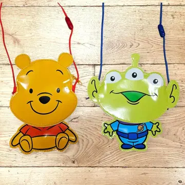 [ Disney ] 푸우 리틀그린 파스 케이스