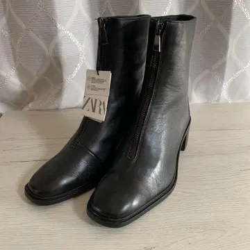 택 포함 미사용 ZARA 부츠 38
