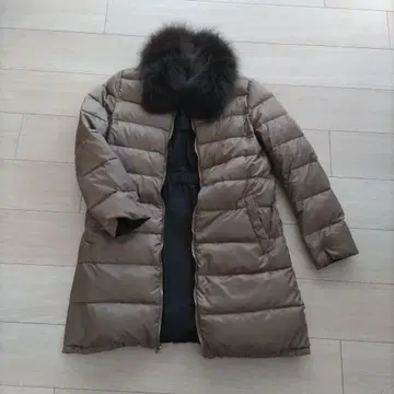 퍼 달린 다운 자켓 리버서블