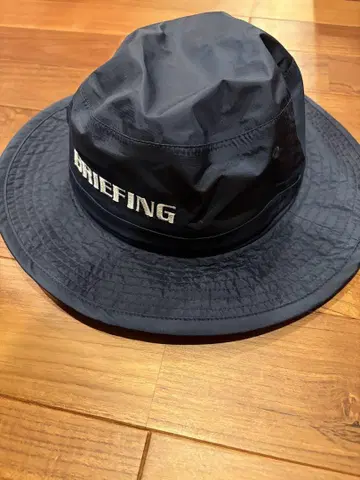 BRIEFING 네이비 햇