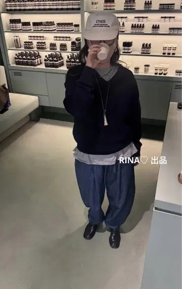 Ethos 블랙 V넥 니트 긴팔