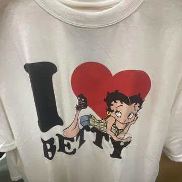 선착순 I LOVE BETTY 베티 부프 티셔츠