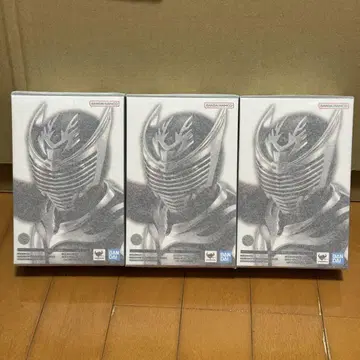 S.H.Figuarts 가면라이더 류우키 3개 세트