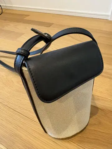 숄더백 블랙/베이지