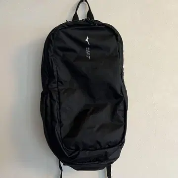 MIZUNO x MARGARET HOWELL 백팩 20L