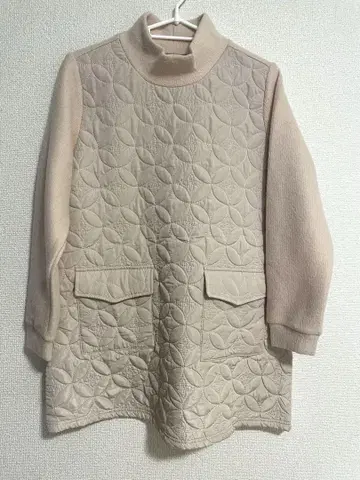 [ 새상품급 ] 퀼팅 상의 핑크 베이지 하이넥 가을/겨울