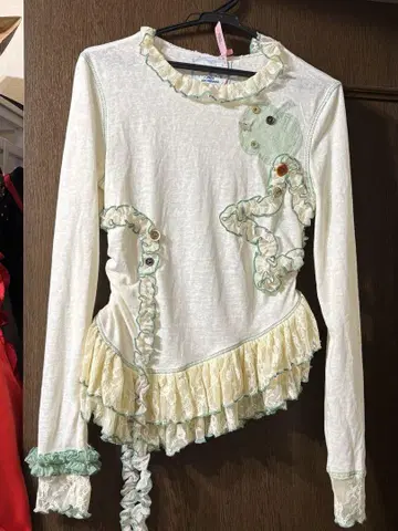 SCULTURE Color Clash Long Sleeve Knit