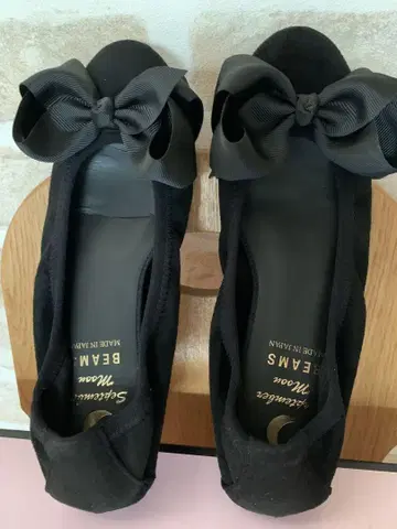 BEAMS 블랙 플랫슈즈 23.5cm