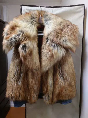 DSQUARED2 여성용 인조 모피 베스트 40