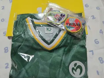 Mrs. GREEN APPLE 10 티셔츠 와펜 포함