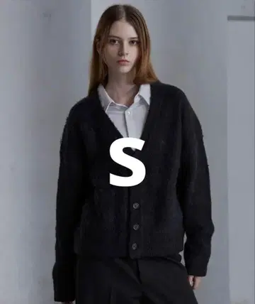 clel 알파카 블렌드 샤기 V넥 가디건 블랙 s