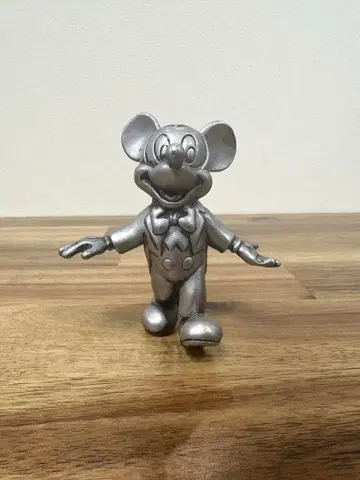 도쿄 디즈니랜드 미키마우스 입상 약 9cm 금속제 레트로 받침대 결품