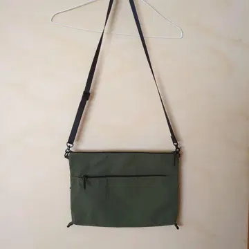 ROOT 2WAY 사코슈 올리브 그린