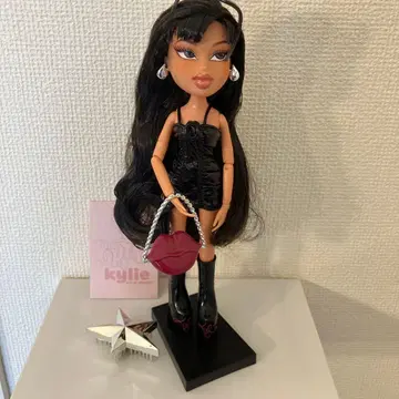 Bratz 브라츠 x 카일리 제너