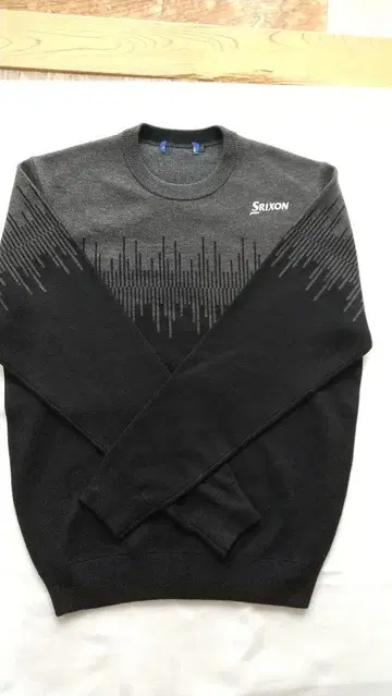 미사용 새상품 스릭슨 남성용 스웨터