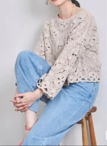 새상품! UNITED ARROWS 크로셰풍 자수 니트 풀오버