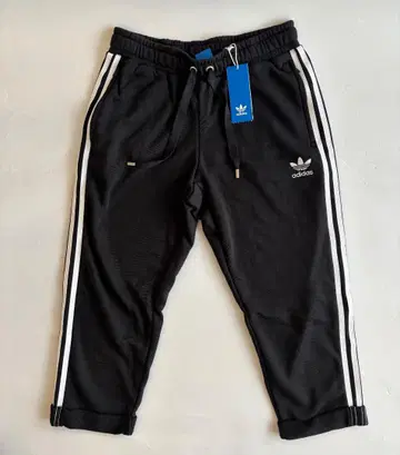 [ M 사이즈 ] 새상품 미사용 택 포함 adidas 블랙 조거 팬츠
