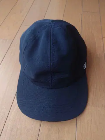 리버설 블랙 캡