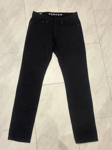 DENHAM RAZOR 슬림 핏