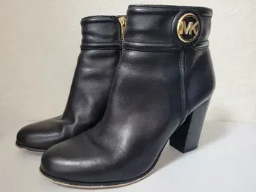 블랙 가죽 부티 힐 10cm