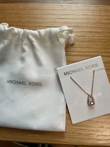 MICHAEL KORS 로즈 골드 목걸이
