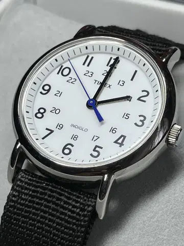 TIMEX Weekender 센트럴 파크 WR30m 화이트 가동품