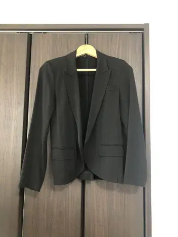 theory 블랙 테일러드 자켓 사이즈 0