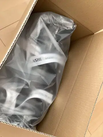 This is 아라시 쇼핑백