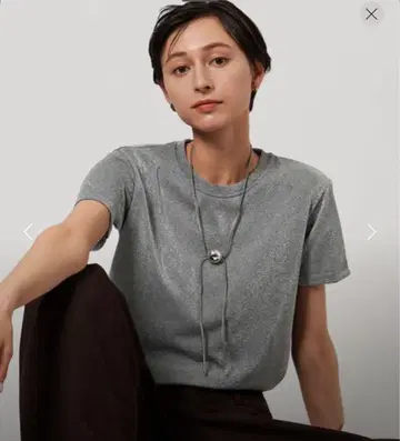 UNITED ARROWS 그레이 반팔 티셔츠