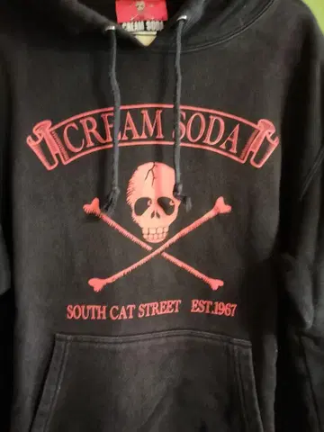 CREAM SODA 스컬 디자인 후드티