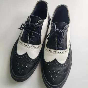 UNITED ARROWS 윙팁 가죽 스니커즈 25cm