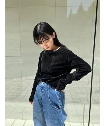나일론 플로키 튤 상의 emmi