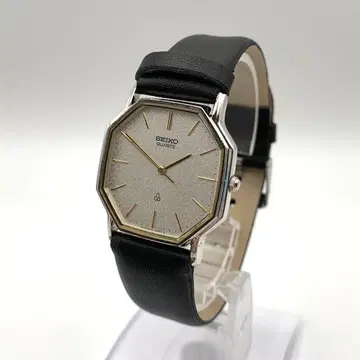 SEIKO 샤리오 6030-5580 손목시계 쿼츠 [ 작동 확인 완료 ]