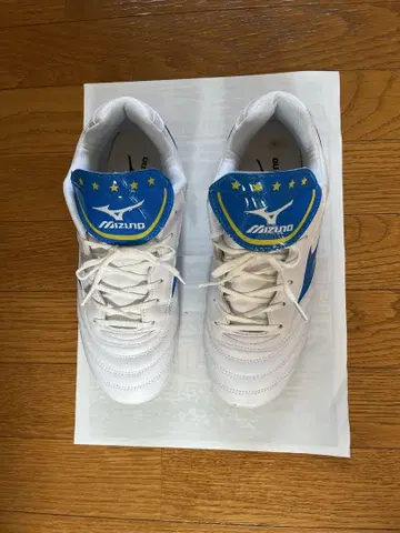미즈노 축구화 화이트/블루