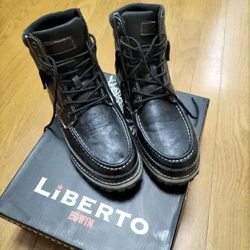 LIBERTO EDWIN 블랙 부츠 레인슈즈