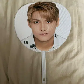 SEVENTEEN 준 부채 2016
