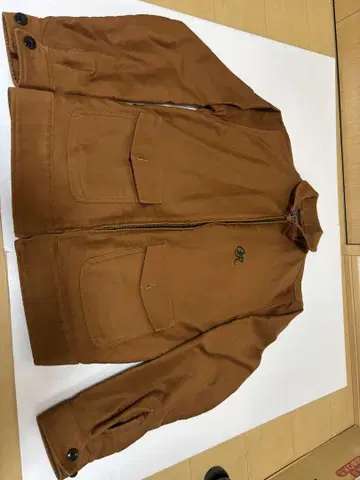 브라운 자켓