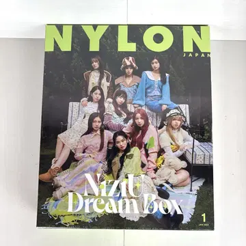 [ 새상품 미개봉 ] NYLON NiziU Dream Box 9권 세트