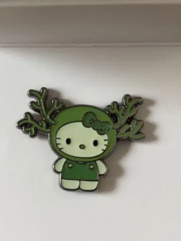 해조 키티 모즈쿠 만박 일본관 조류 x 헬로키티 핀 배지