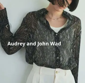 Audrey and John Wad 쉬폰 플라워 프린트 블라우스