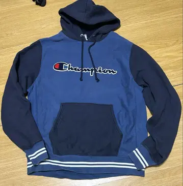 Champion Reverse Weave 후드티 네이비