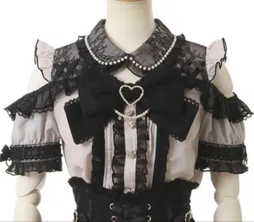 리즈리사 BIG 리본 오픈 숄더 블라우스