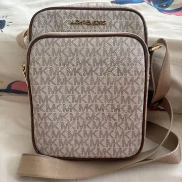 MICHAEL KORS 모노그램 숄더백