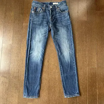 Levi's 501 w23 L28