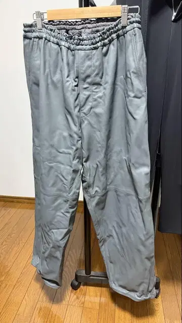 graphpaper 가죽 팬츠