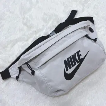 NIKE 바디백 그레이 로고 프린트