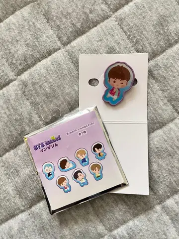 시마무라 콜라보 BTS 인더섬 브로치