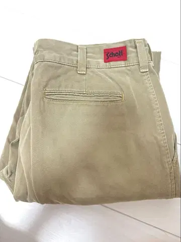 Schott 베이지 치노 팬츠 스트레이트 핏 팬츠
